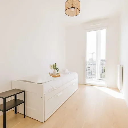 Charming With Balcony - - Mobility Lease Apartamento *